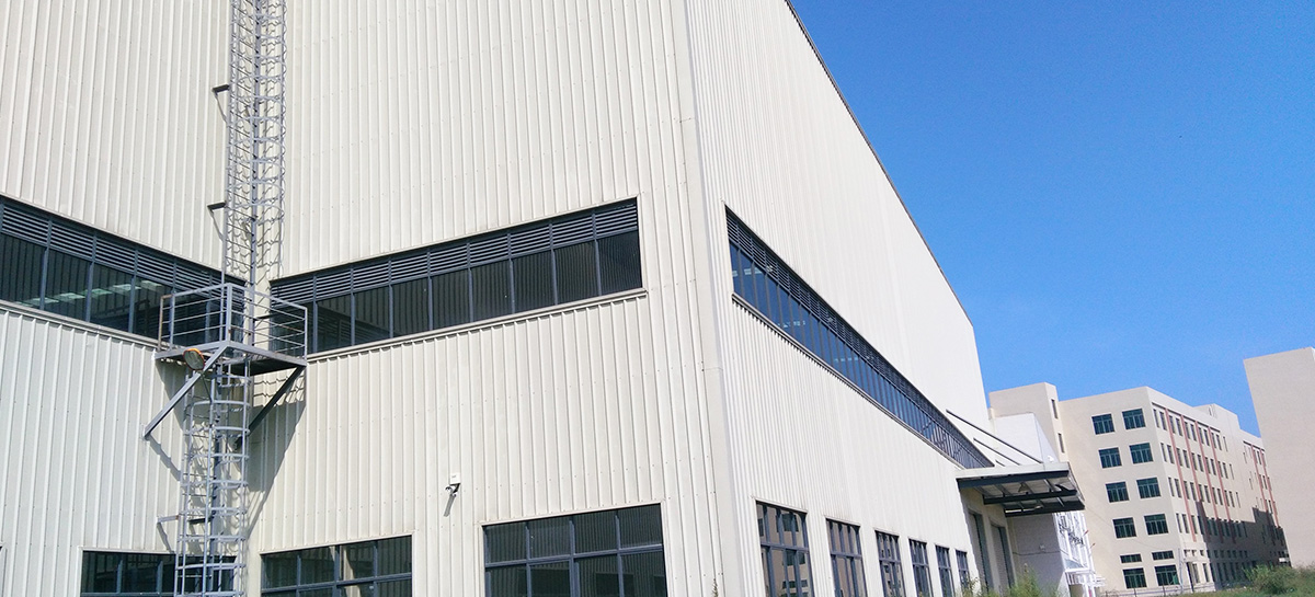 Pourquoi les structures en acier sont le meilleur choix pour les ateliers et entrepôts industriels