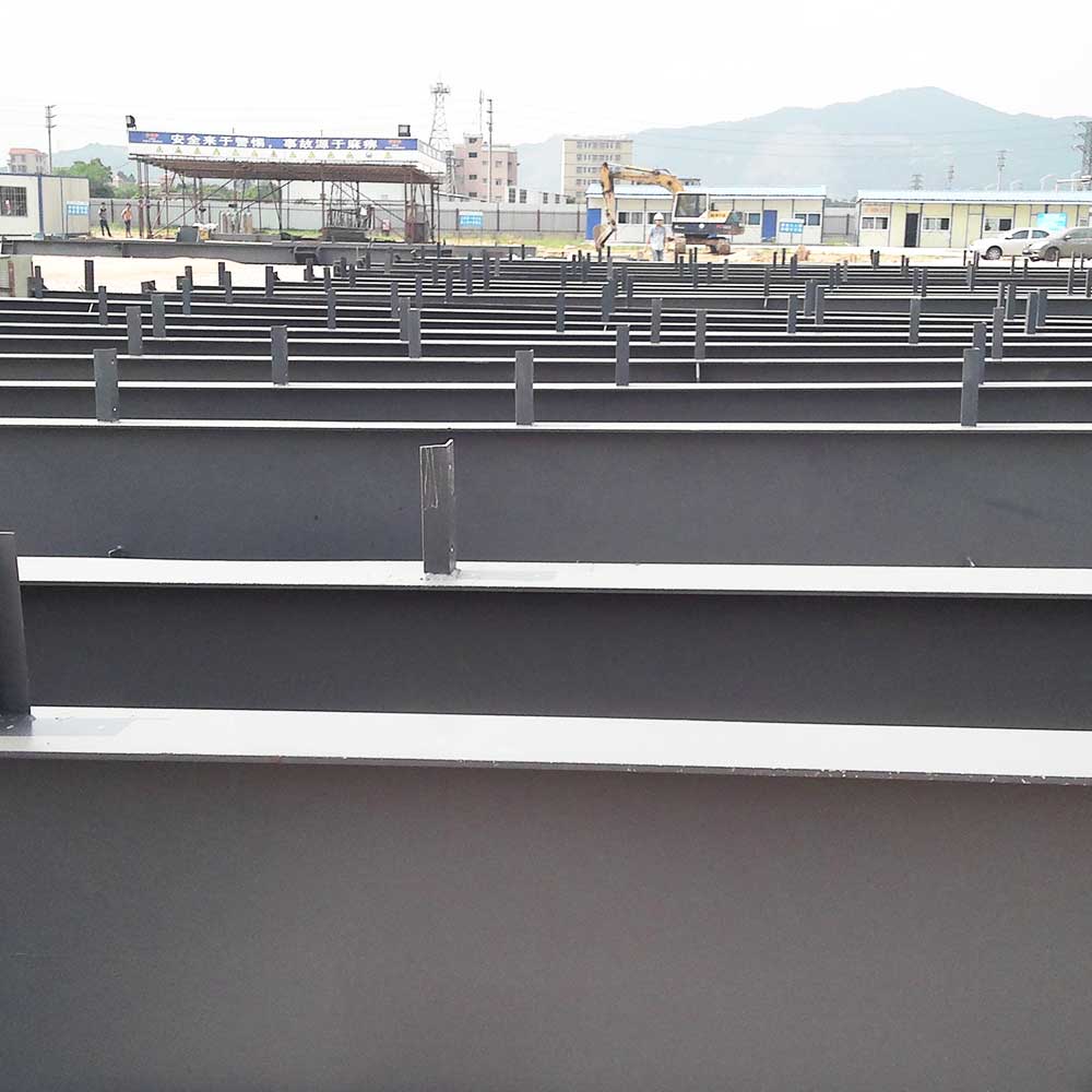 Entrepôt de 5000 pieds carrés